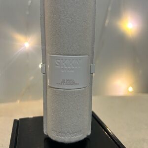 SKKN by Kim Oil Drops Vita C Glow - White Tube